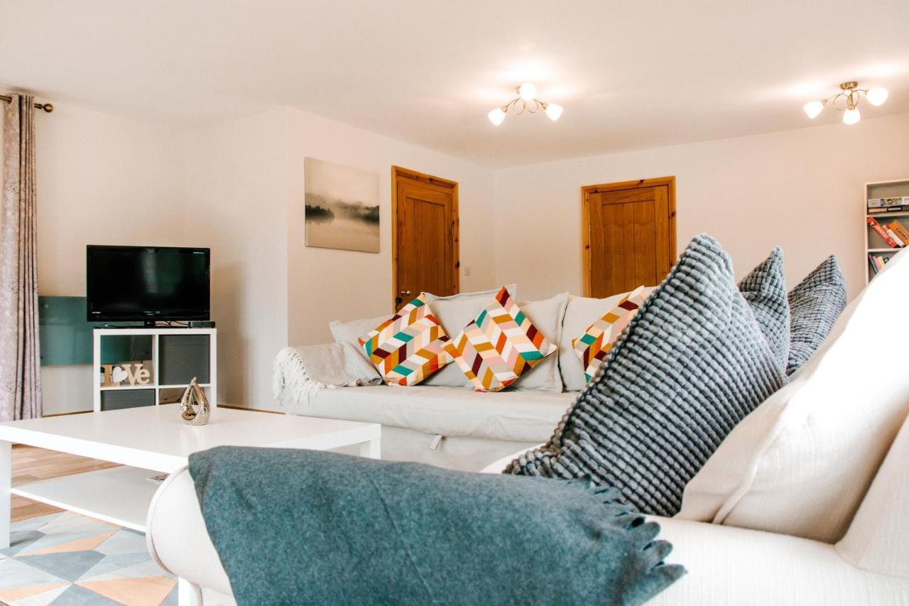 Holly Cottage, 2 Bed House, Sleeps 6 Cleobury Mortimer Экстерьер фото